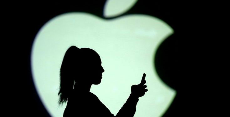 Apple: Ish-punonjës i akuzuar për mashtrim mbi 10 milionë dollarë
