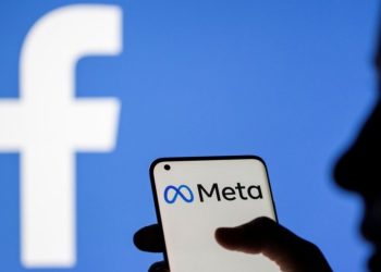 Facebook ndryshon rregullat: lejohen mesazhe urrejtjeje kundër pushtimit rus dhe Putin