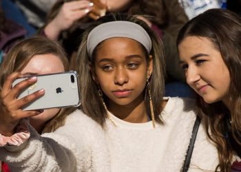 Të rinjtë e duan Apple më shumë se çdo markë tjetër. Në SHBA 87% kanë një iPhone