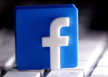 Facebook: ndryshon algoritmi dhe Messenger rikthehet