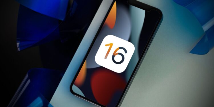 Me iOS 16, Apple rrit edhe më shumë sigurinë e iPhone: ka një lajm të rëndësishëm
