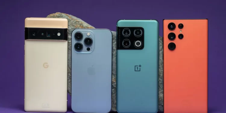 Ky smartphone vazhdon të jetë i preferuari i adoleshentëve