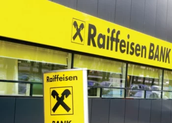 Hackerat sulmojnë Raiffasen Bank: “Mund t’ju vjedhin depozitat”