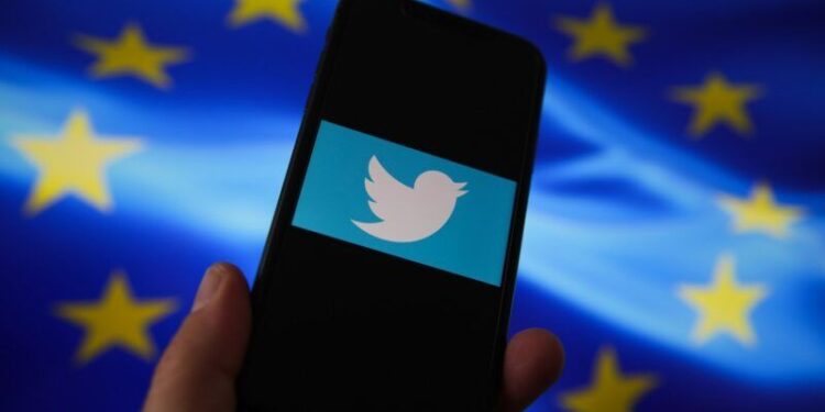 Twitter rrezikon të ndalohet në Evropë: paralajmërimi nga Bashkimi Evropian