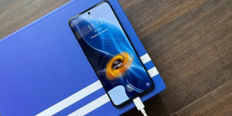 Realme, marka e parë që prezanton një teknologji karikimi 240 vat
