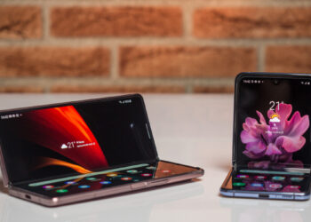 Samsung, në 2024 katër pajisje të palosshme: Z Flip dhe Fold bëhen Ultra