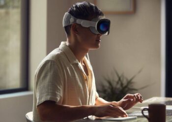 Apple Vision Pro: Si do t’i përdorni gishtat, sytë dhe zërin për të bërë gjithçka?