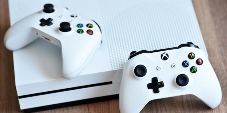 Microsoft ndalon zhvillimin e lojërave për Xbox One