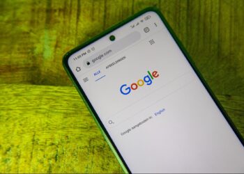 Google, mbërrin dizajni i ri i kërkimit në Android: ju pëlqen?