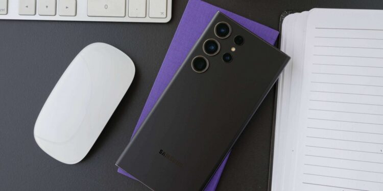 A do të jetë Samsung Galaxy S24 një “telefon AI” me kamerë 432 MP?