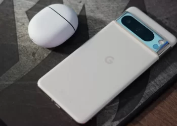 Google Pixel 8 Pro, kamera përmirësohet edhe më shumë: e gjitha falë AI
