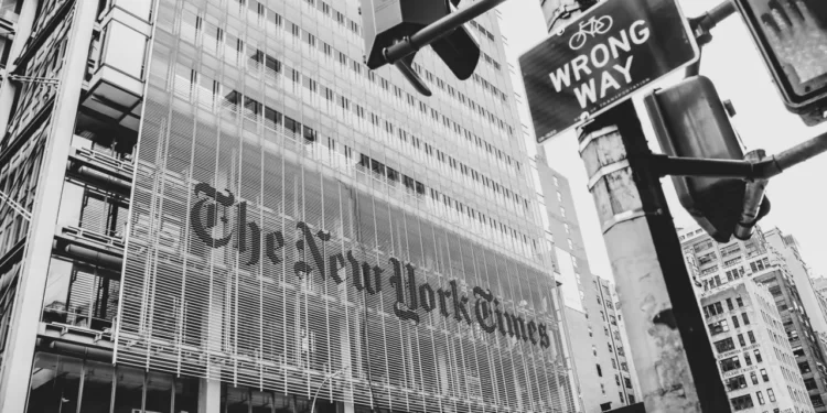 New York Times padit OpenAi dhe Microsoft: “chatbots kanë shkelur të drejtat e autorit”