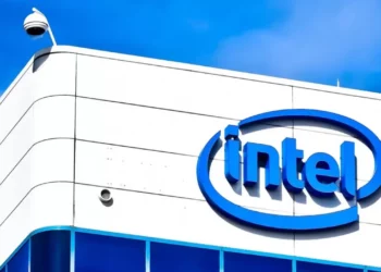 Intel: 100 milionë kompjuterë me AI që do vijnë do të dominojnë tregun e laptopëve