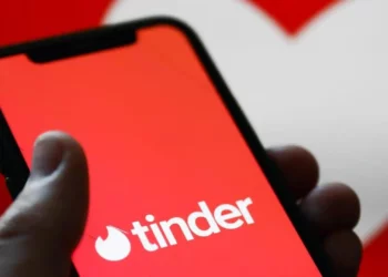 Tinder: po mbërrin funksioni i ri Share My Date