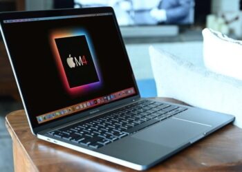 Një kompjuter Apple në shitje në Rusi përpara lançimit