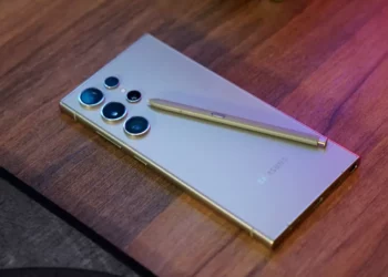Ja kur do të rifillojë të shpërndahet  One UI 7 në smartfonët Samsung