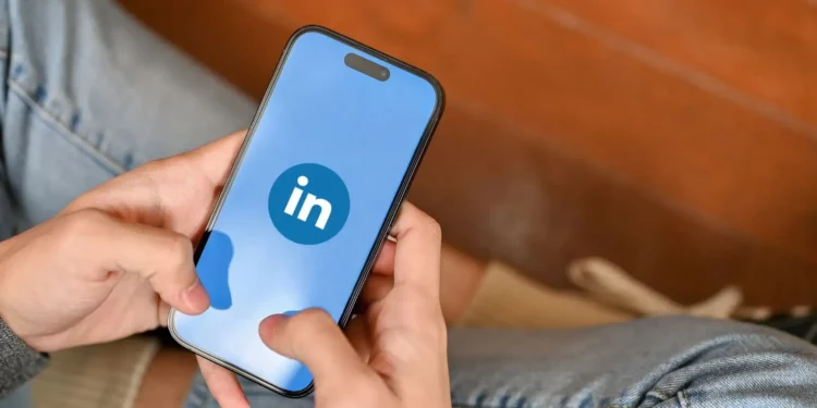 Ideja e re e LinkedIn për të gjetur punën perfekte (me inteligjencë artificiale)