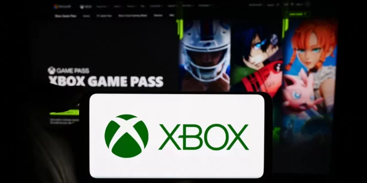 Microsoft akuzon Apple: Politikat e saj vonuan lançimin e Xbox Store në iOS