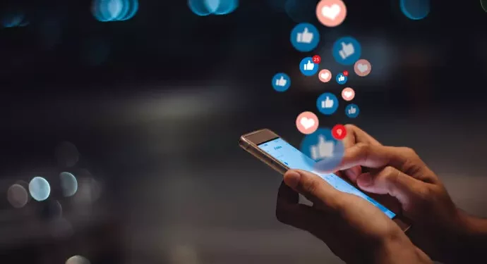 Australia ndalon përdorimin e rrjeteve sociale për fëmijët nën 16 vjeç