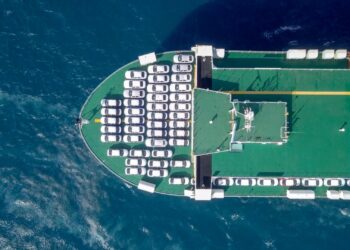 Përmbytja e anijes me 3,000 automjete në bord: Kush janë markat më të prekura?