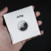 AirTag 2 së shpejti: Apple revolucionon baterinë dhe trefishon rrezen e gjurmimit