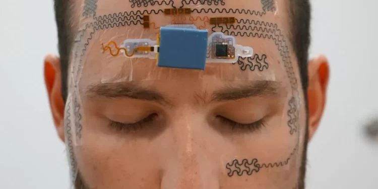 Një tatuazh hi-tech në fytyre për të monitoruar stresin: revolucion apo çmenduri?