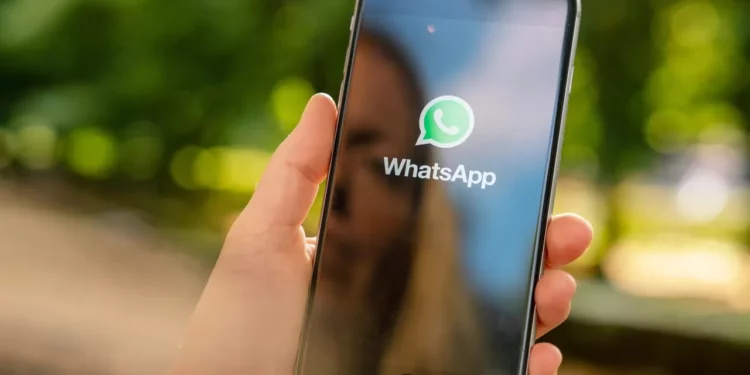WhatsApp transformohet: A do të jetë skanimi i dokumenteve veçoria e radhës?