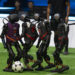 Kina organizon ndeshjen e parë të futbollit me robotë autonomë të AI