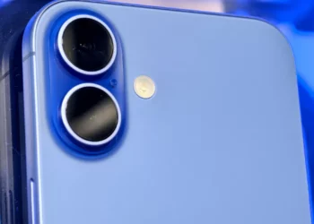 Një grua 20-vjeçare braziliane vdes me 26 iPhone të fshehura në trup