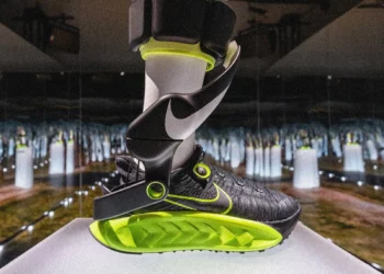 Nike prezanton këpucët që ‘vrapojnë vetë’ – revolucioni teknologjik në lëvizje