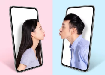 Dashuria sipas gjeneratës Z: njohja online merr formë të re