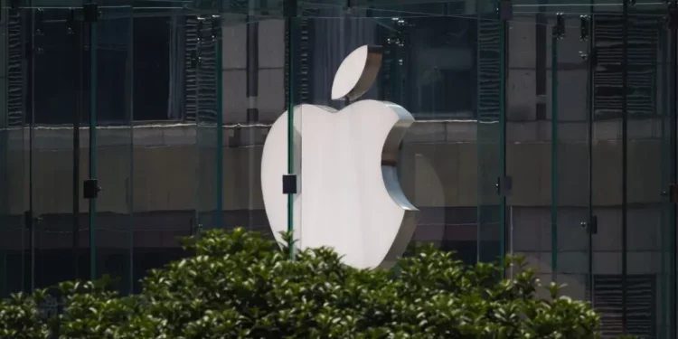 Apple përgatitet për ligjin e moshës në Teksas, paralajmëron rreziqe për privatësinë