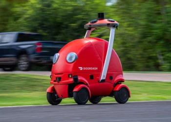 DoorDash sjell shpërndarjen robotike në Los Anxheles