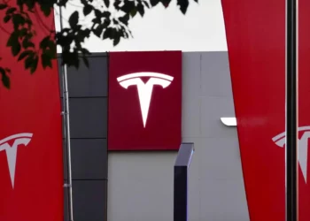 Grante të energjisë së pastër nën rrezik: GM, Ford dhe startup-et preken