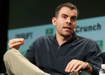 Shefi i Instagram: Nuk përdorim mikrofonin tuaj, AI mjafton për reklama të targetuara