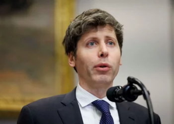 OpenAI njofton se mbi një milion njerëz çdo javë flasin me ChatGPT për vetëvrasje