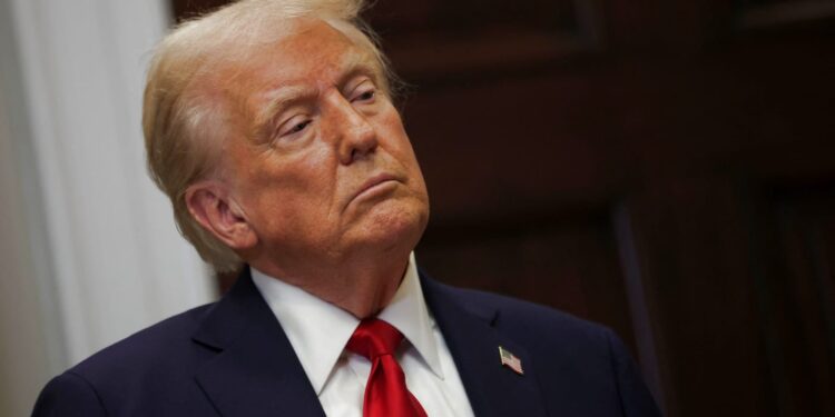 Trump kërkon urdhër ekzekutiv për të unifikuar politikat e AI-së nëpër shtete