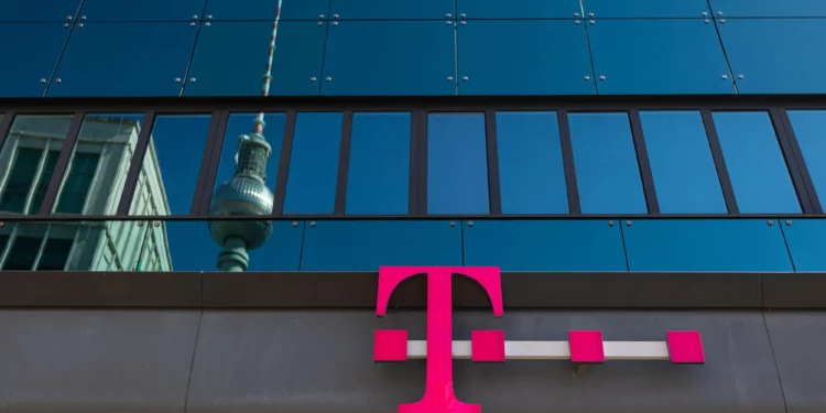 NVIDIA dhe Deutsche Telekom investojnë 1 miliard euro për një qendër AI në Mynih