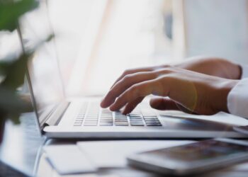 HP dhe Dell çaktivizojnë mbështetjen HEVC në disa laptopë, pavarësisht se procesorët e përkrahin