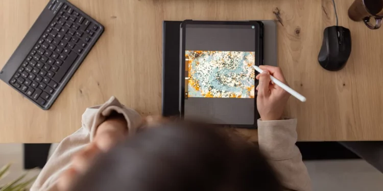 iPad po kthehet në një studio krijuese: 6 aplikacionet që po ‘çlirojnë’ talentin e përdoruesve