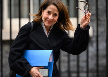 Britania nis blerjen e teknologjisë vendase për të çuar përpara sektorin e inteligjencës artificiale