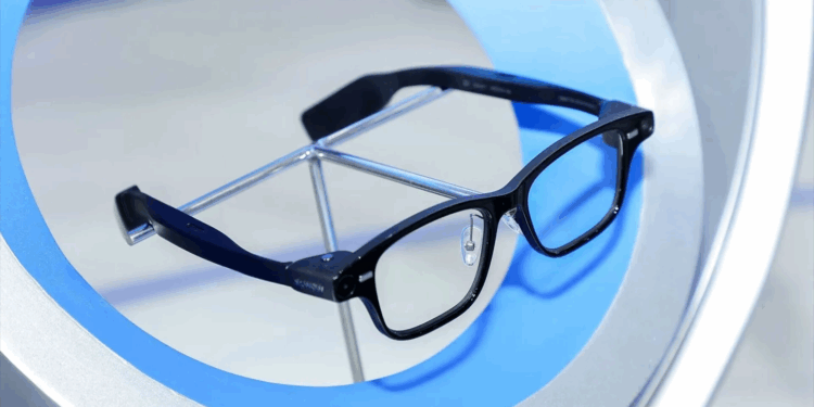 Alibaba prezanton Quark AI Glasses: Syzet që sjellin inteligjencën artificiale në jetën e përditshme