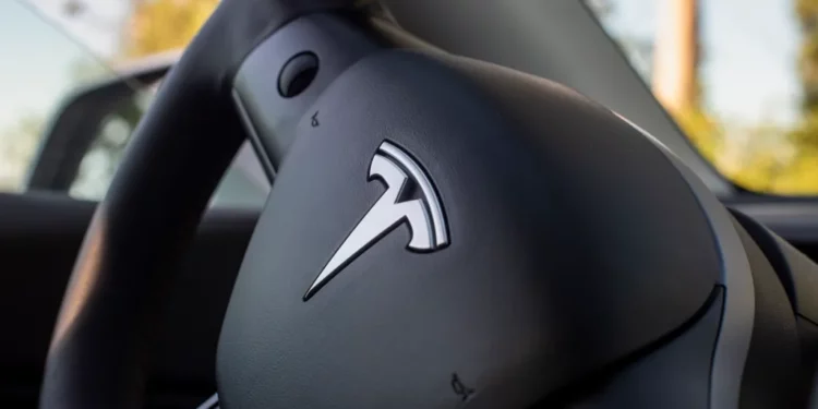 Gjykata: Tesla ka përdorur marketing mashtrues për Autopilot dhe Full Self-Driving