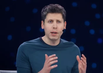 Google godet fort: Gemini arrin 200 milion përdorues dhe detyron OpenAI të shpallë “alarm të kuq