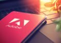 Adobe përballet me padi kolektive për përdorimin e materialeve autoriale në trajnimin e AI-së