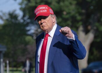 Trump vendos objektivin: ulje në Hënë deri në 2028 dhe bazë hënore dy vite më vonë