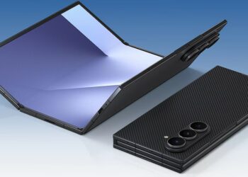 Samsung tërheq vëmendjen botërore: Galaxy Z TriFold, tableti 10-inç që paloset dhe futet në xhep