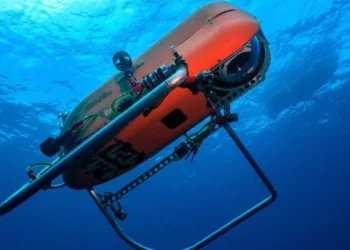 Një robot detar hyn në zemrën e uraganëve për të kuptuar motin ekstrem