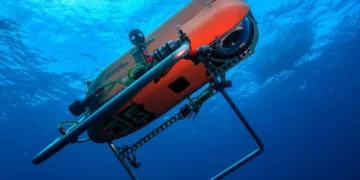 Një robot detar hyn në zemrën e uraganëve për të kuptuar motin ekstrem