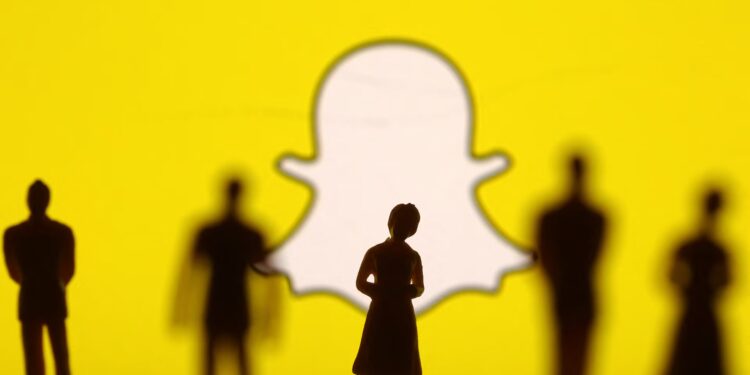 Snapchat zgjeron kontrollin prindëror: më shumë transparencë mbi kohën në ekran dhe rrethin shoqëror të adoleshentëve
